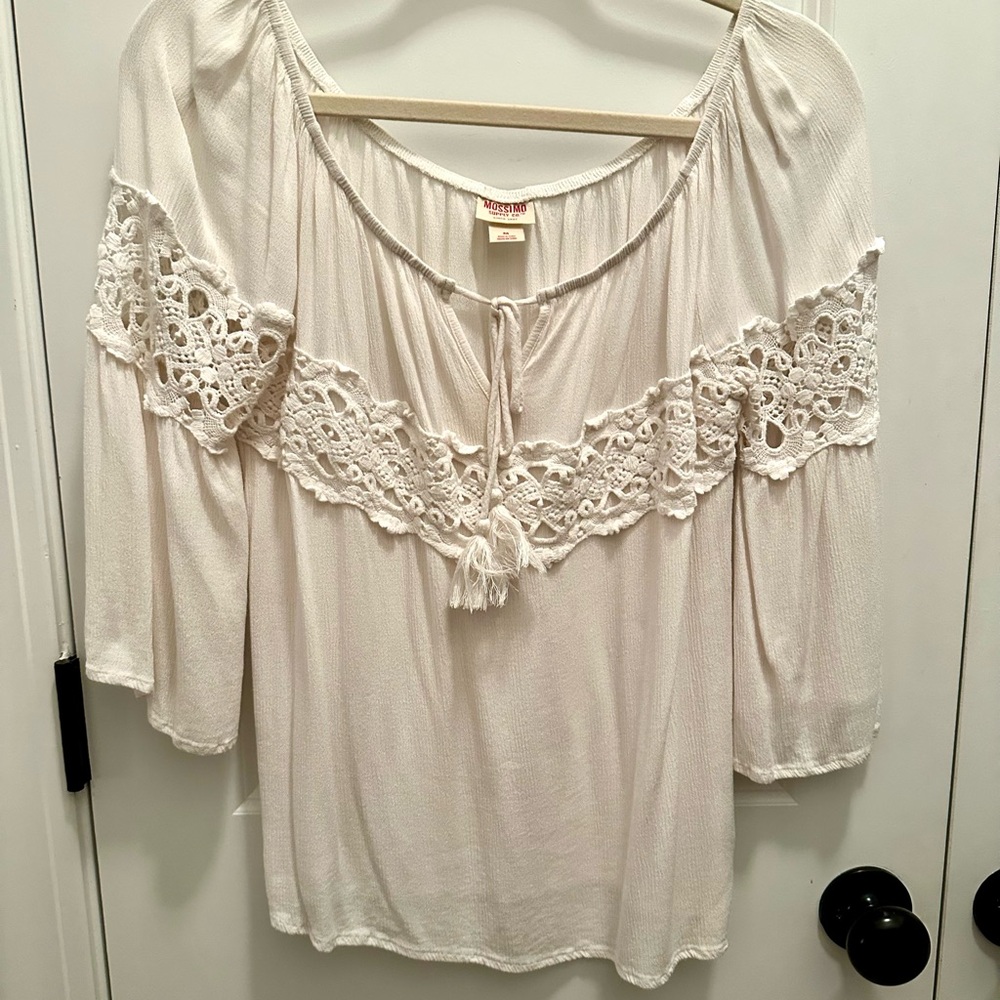 Mossimo Supply Co. Cream Lace Peasant Blouse